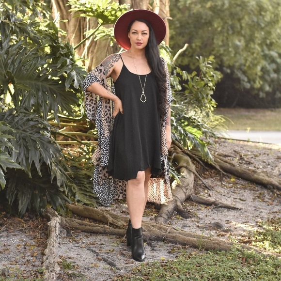 Black Flowy Dress - Picture 2 of 4